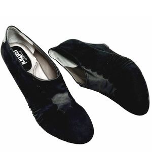 Umberto Raffini women's Jamie black suede wedge booties size 39/8-8.5